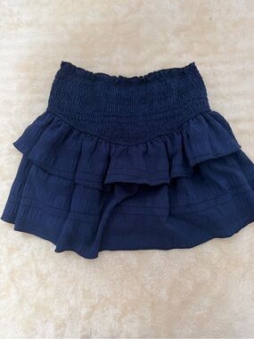Mini Skirt with elastic at the waist. Color: Navy blue Size: XXS